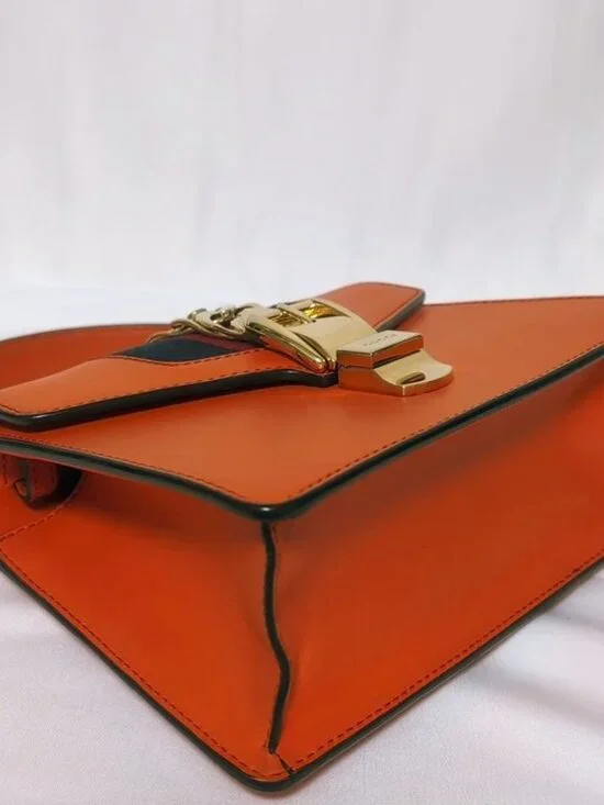 Gucci Sylvie Sherry Handbag - Picture 4 of 11